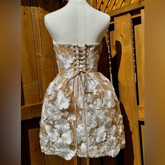 🆕 BRONX & BANCO 🧿 NWOT Jasmine Maraya White Mini Dress - Sz L / US 8 - Picture 9 of 16
